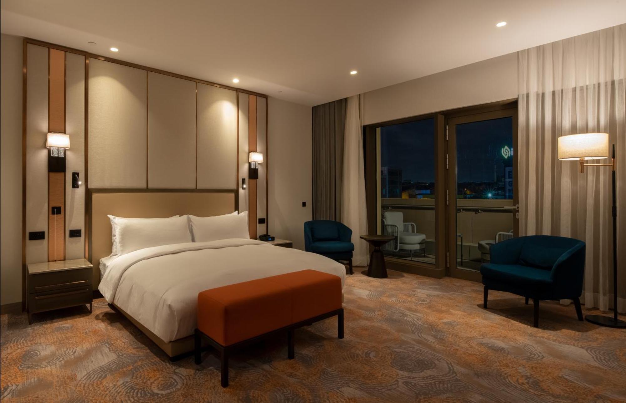 Hilton Mall Of Istanbul Bagian luar foto Deluxe Room