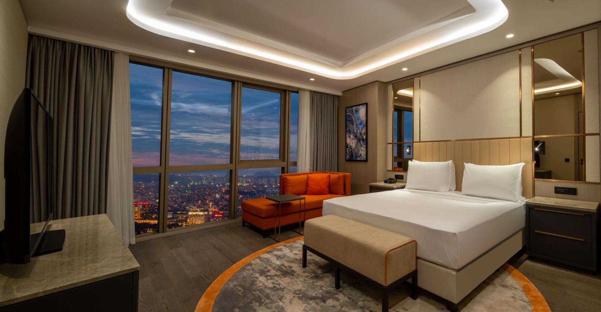 Hilton Mall Of Istanbul Bagian luar foto A bedroom at the hotel