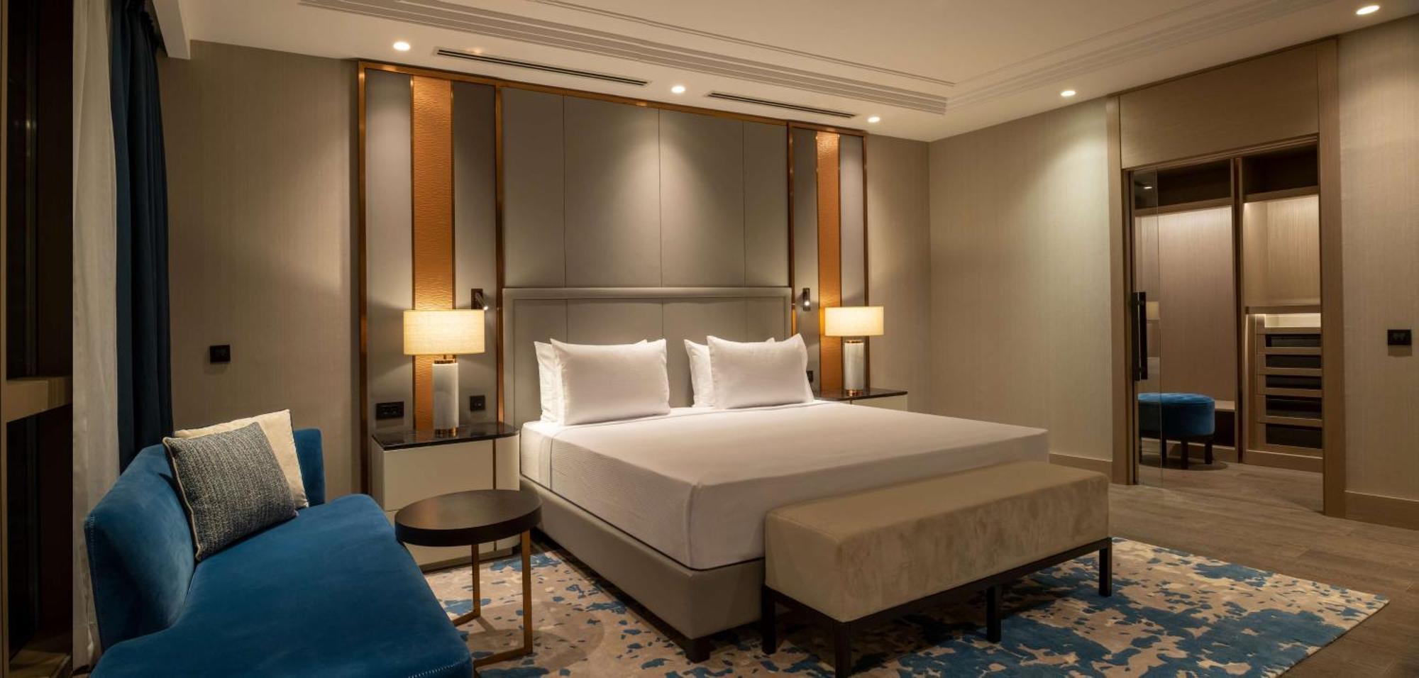 Hilton Mall Of Istanbul Bagian luar foto A bedroom at the hotel