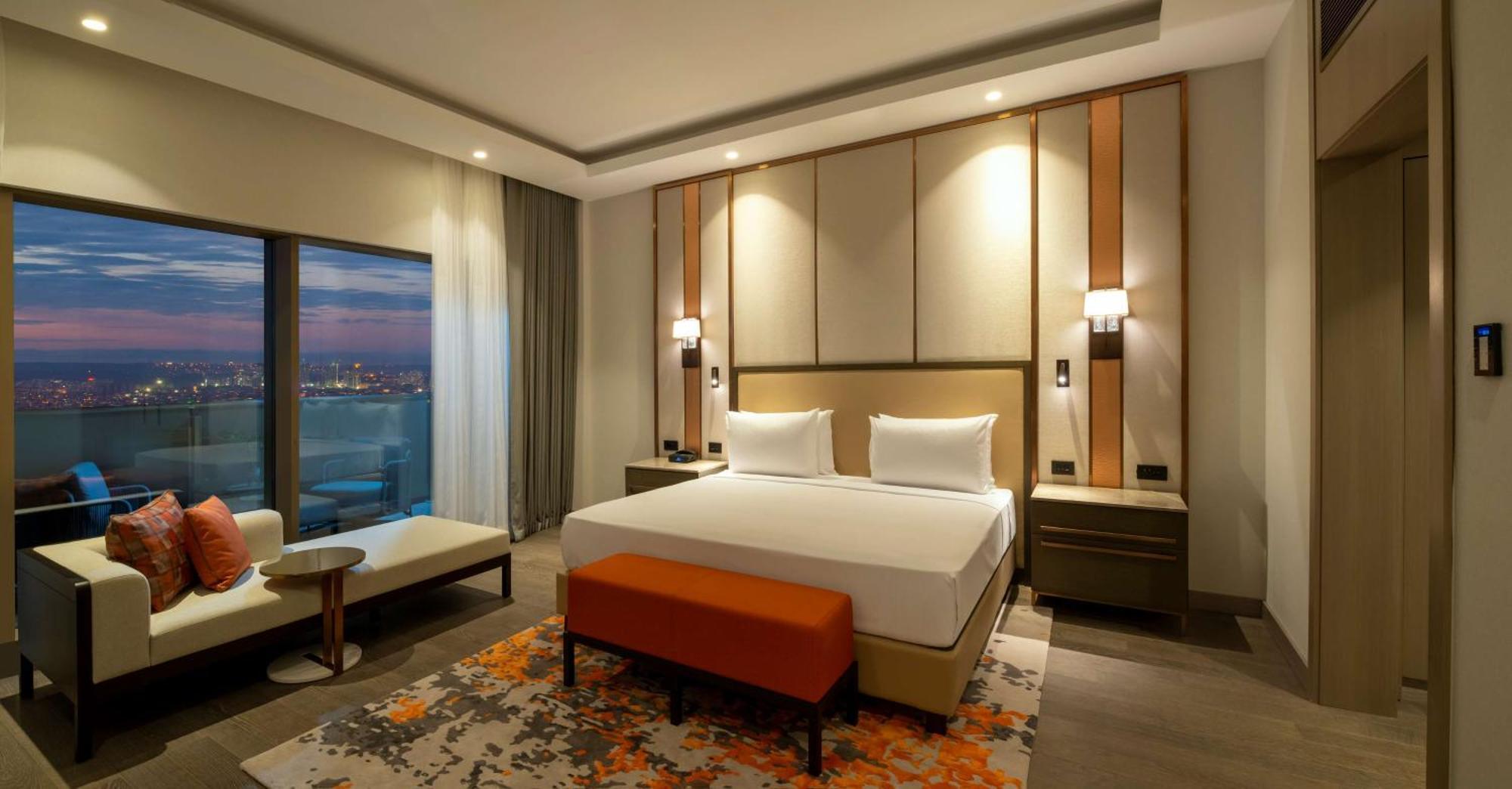 Hilton Mall Of Istanbul Bagian luar foto A bedroom at the hotel
