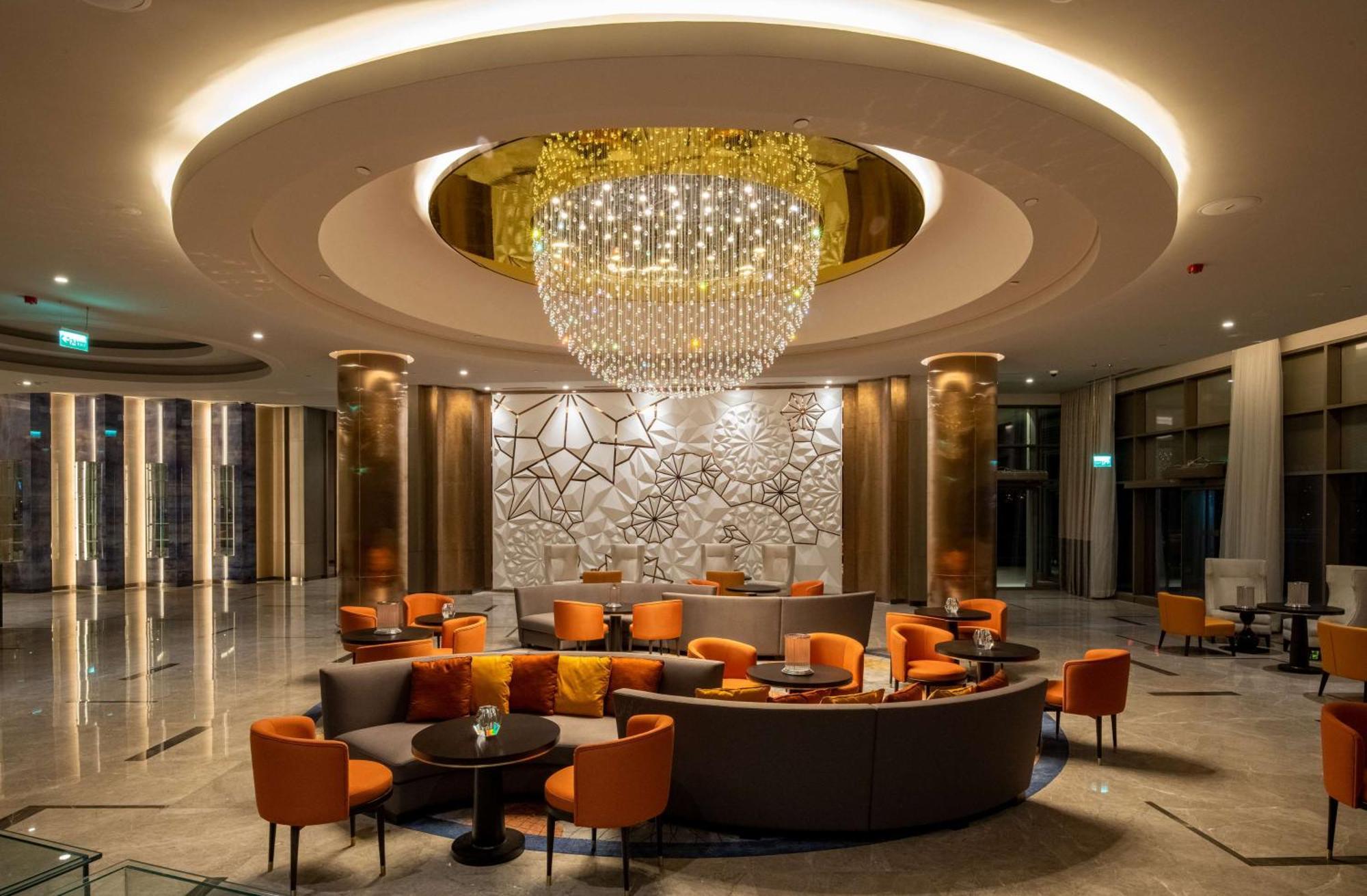 Hilton Mall Of Istanbul Bagian luar foto Lobby